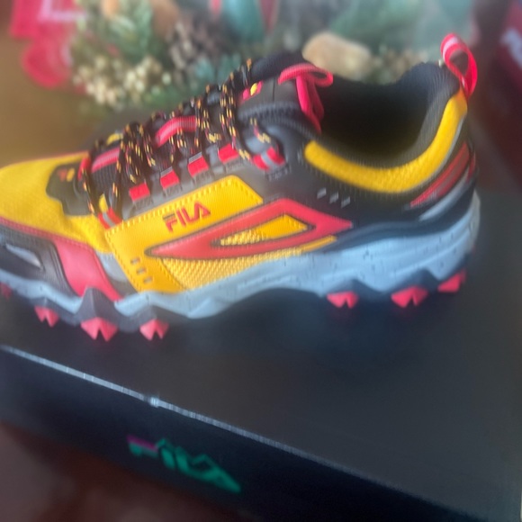 Fila Other - Fila Mens Sneaker